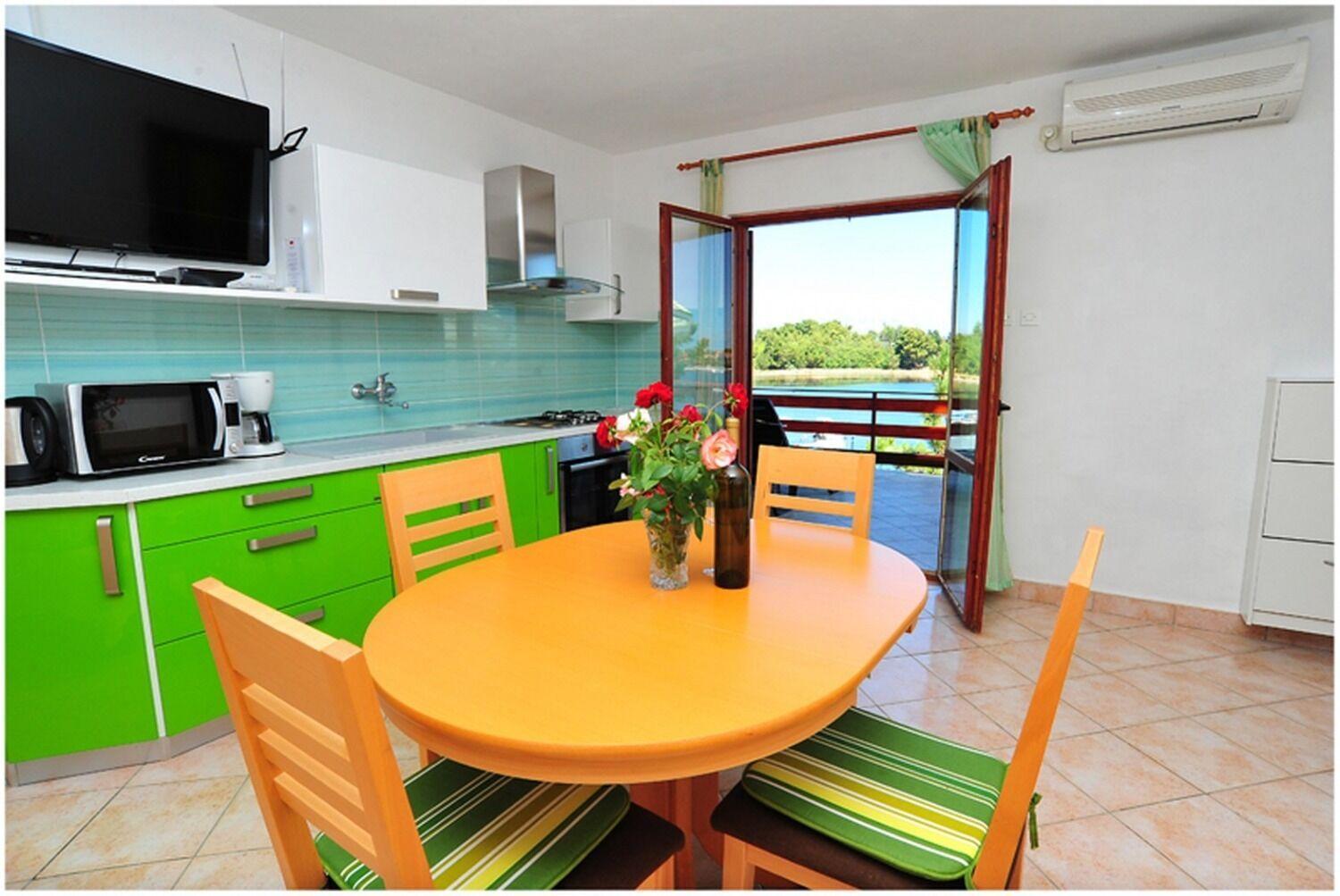 Apartments Ljilja ニン エクステリア 写真