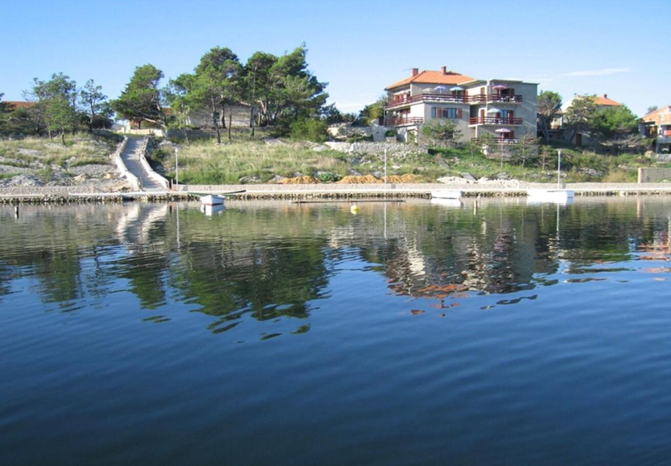 Apartments Ljilja ニン エクステリア 写真